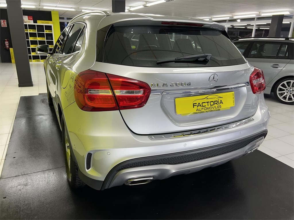 Foto 9 MERCEDES GLA 