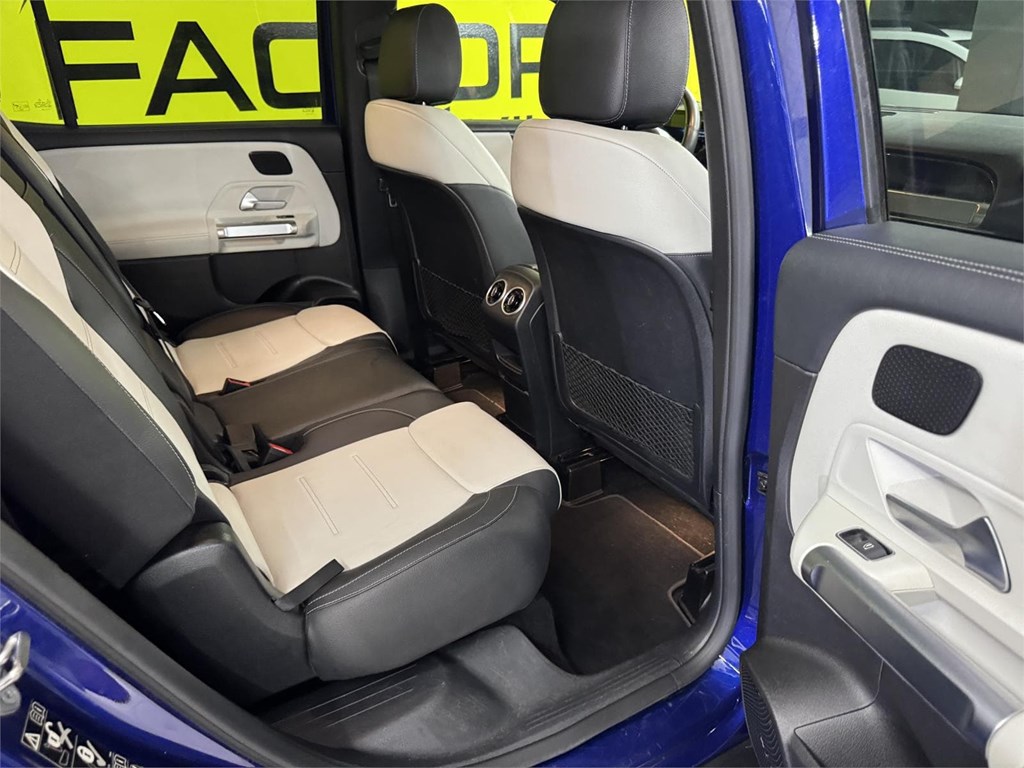 Foto 41 MERCEDES GLB 200 cdi AMG