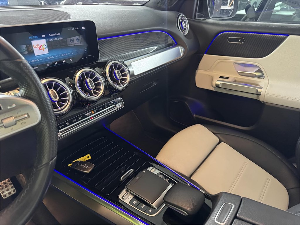 Foto 57 MERCEDES GLB 200 cdi AMG
