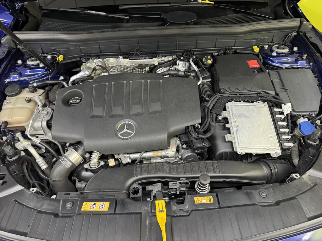 Foto 59 MERCEDES GLB 200 cdi AMG