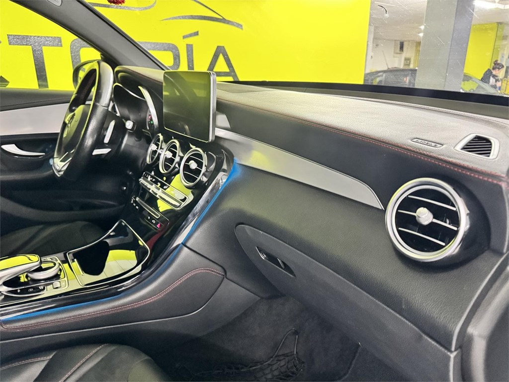 Foto 19 MERCEDES GLC 43AMG