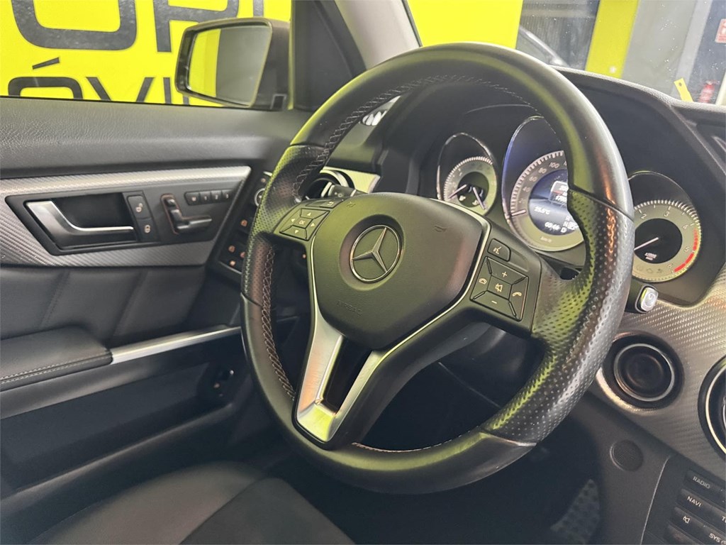 Foto 18 MERCEDES GLK 