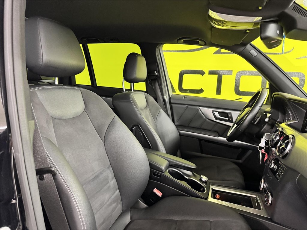 Foto 31 MERCEDES GLK