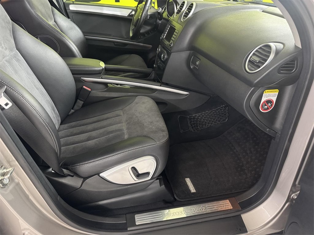 Foto 17 MERCEDES ML 320 