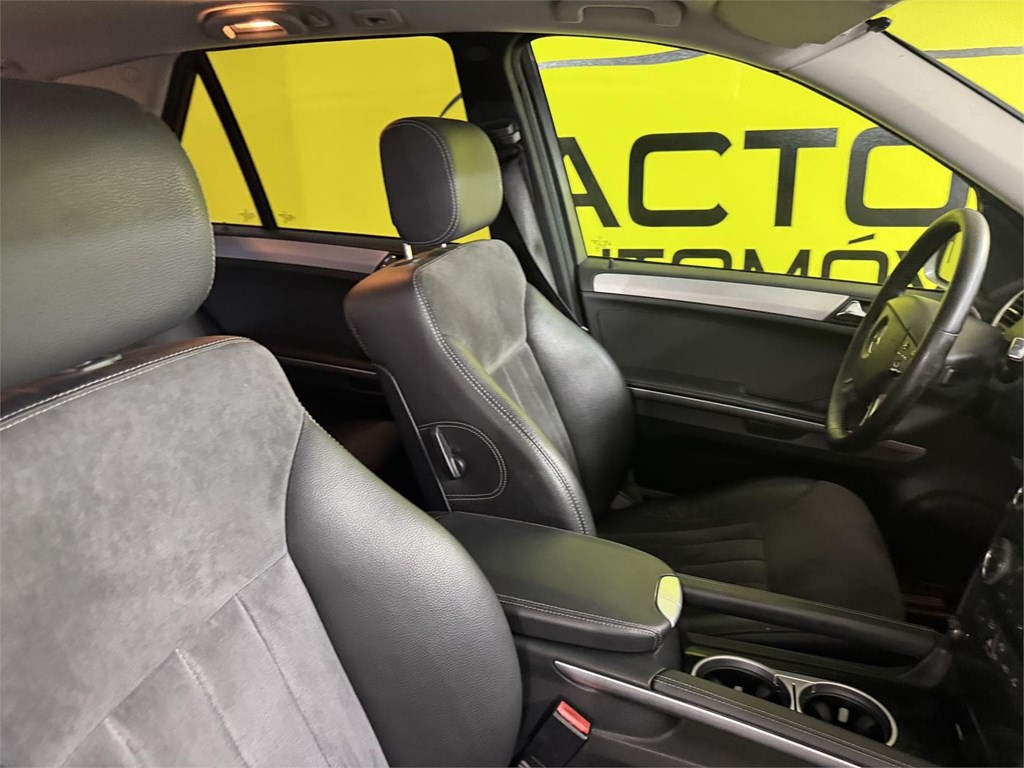 Foto 20 MERCEDES ML 320 