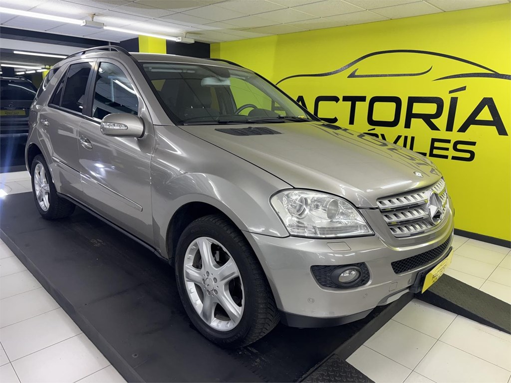 Foto 2 MERCEDES ML 320 
