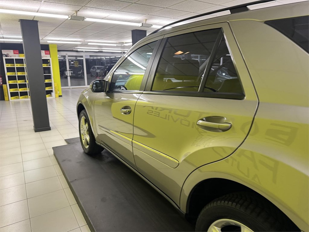 Foto 36 MERCEDES ML 320 
