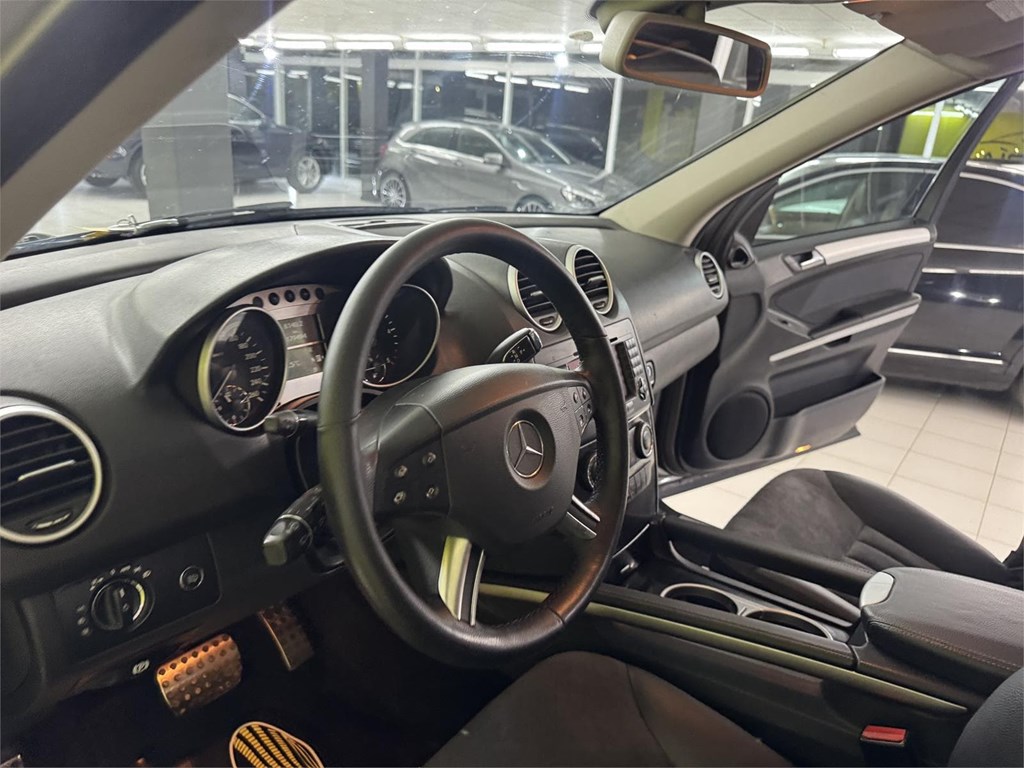 Foto 49 MERCEDES ML 320 