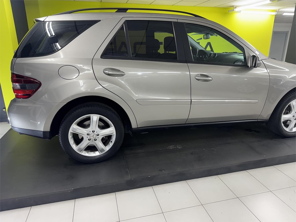 Foto 7 MERCEDES ML 320 