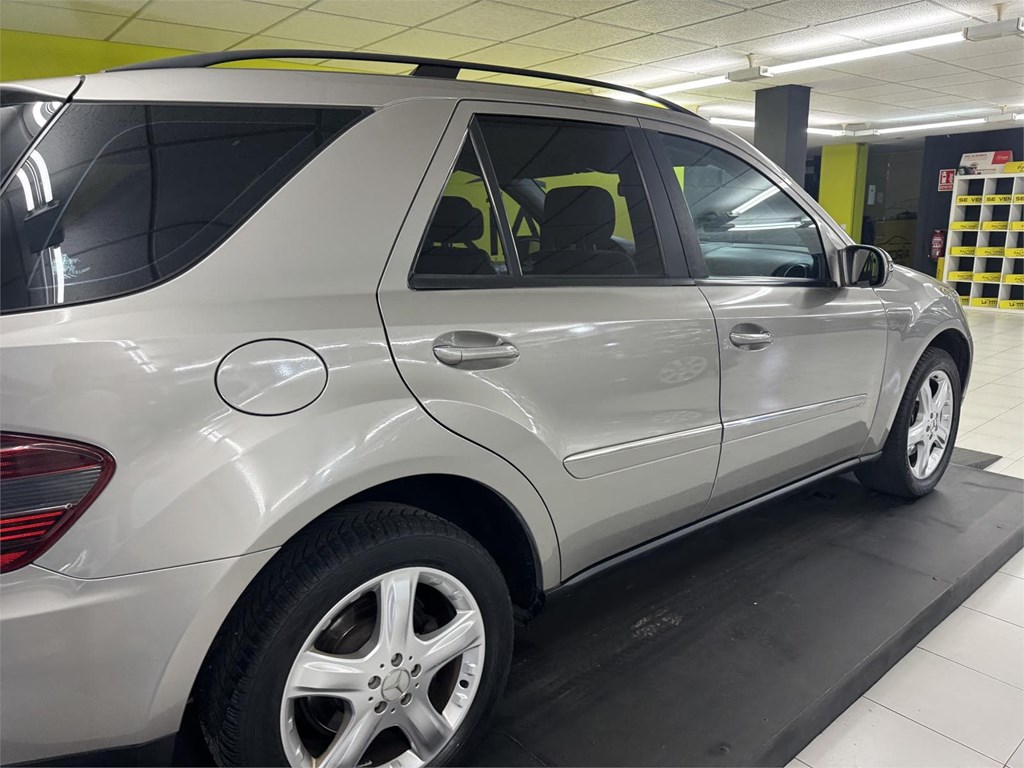 Foto 9 MERCEDES ML 320 