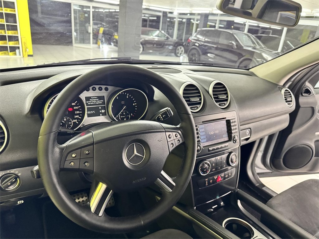 Foto 32 MERCEDES ML 