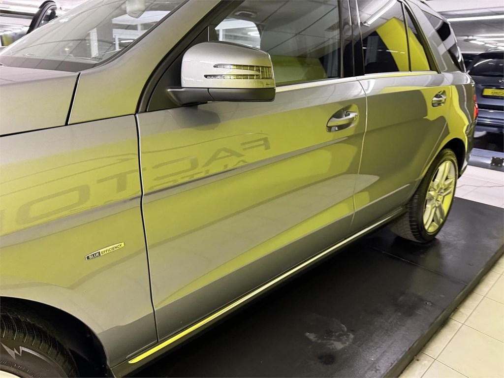 Foto 57 MERCEDES ML