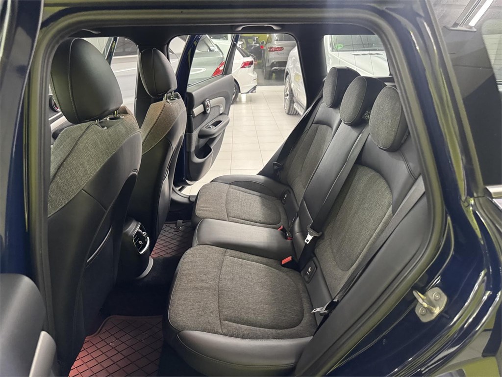 Foto 50 MINI CLUBMAN SD