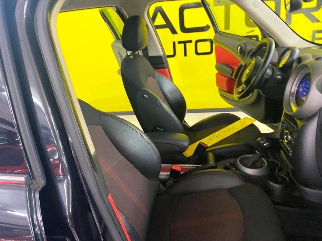 Foto 28 MINI COUNTRYMAN 