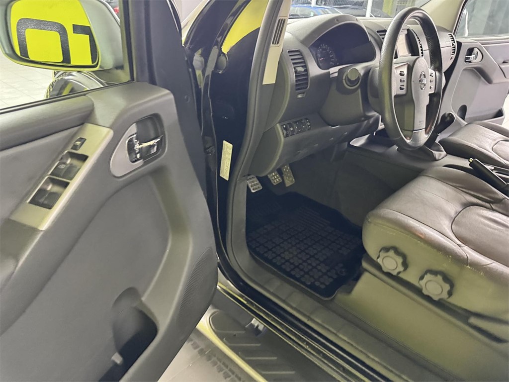 Foto 36 NISSAN NAVARA 