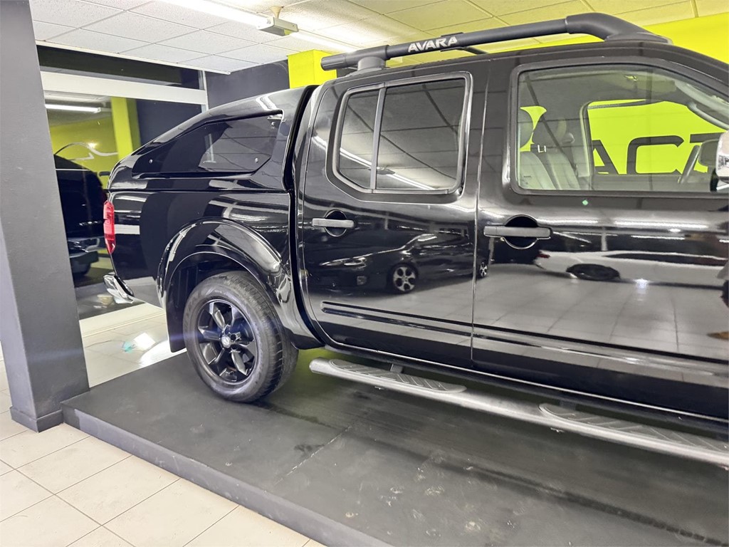 Foto 9 NISSAN NAVARA 