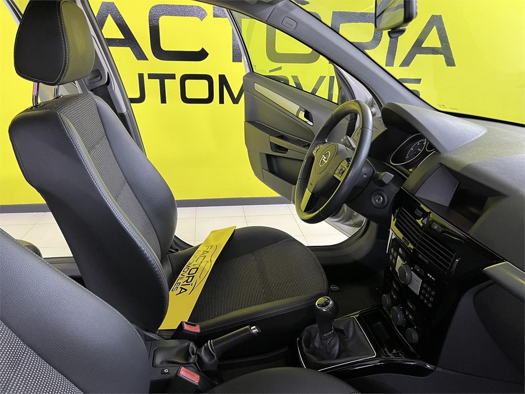 Foto 21 OPEL ASTRA 