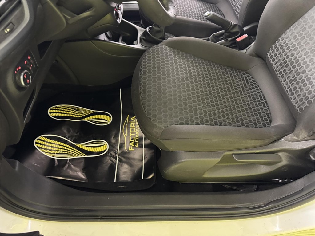 Foto 44 OPEL CORSA 
