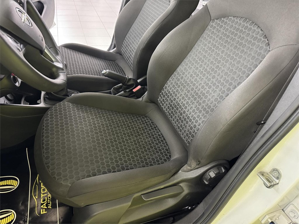 Foto 48 OPEL CORSA 