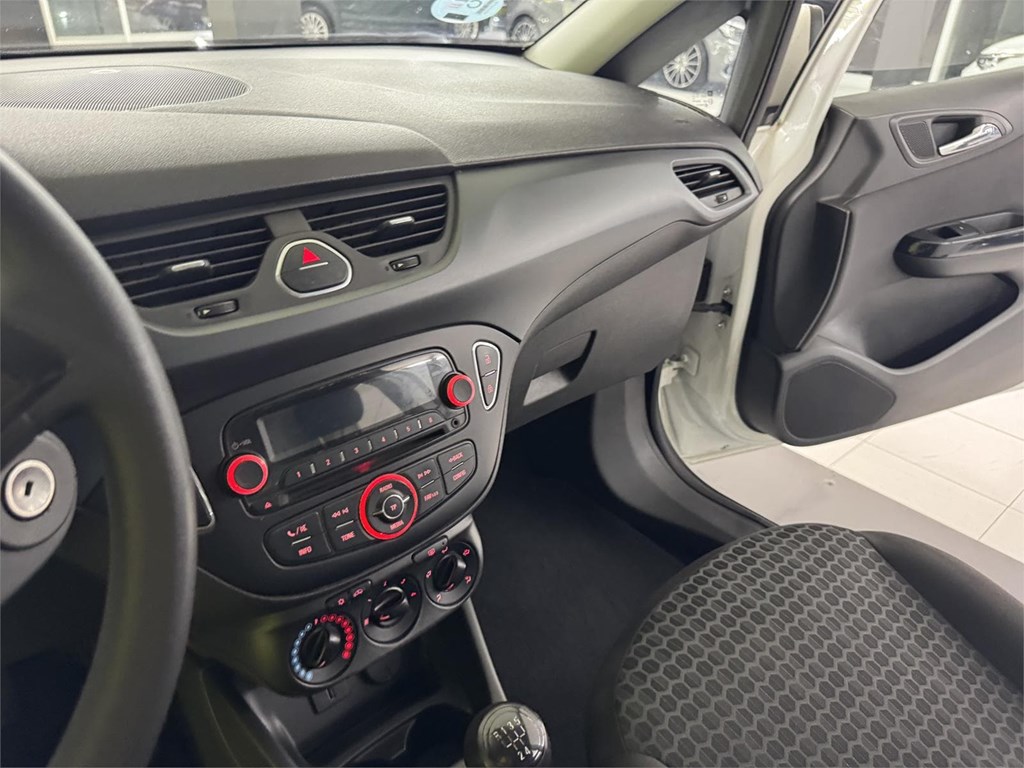 Foto 49 OPEL CORSA 