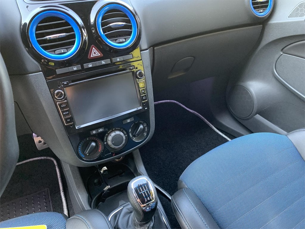 Foto 10 OPEL CORSA