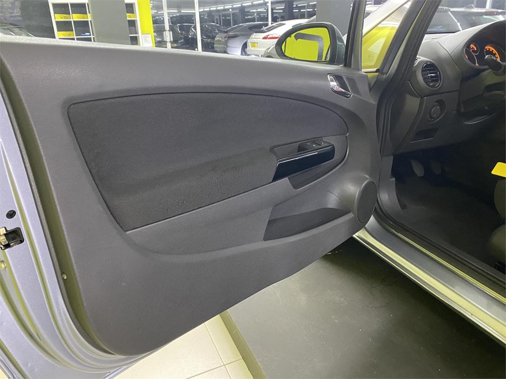 Foto 12 Opel corsa