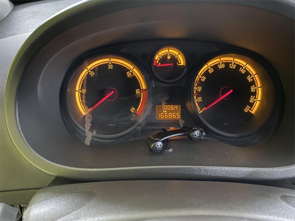 Foto 13 OPEL CORSA 