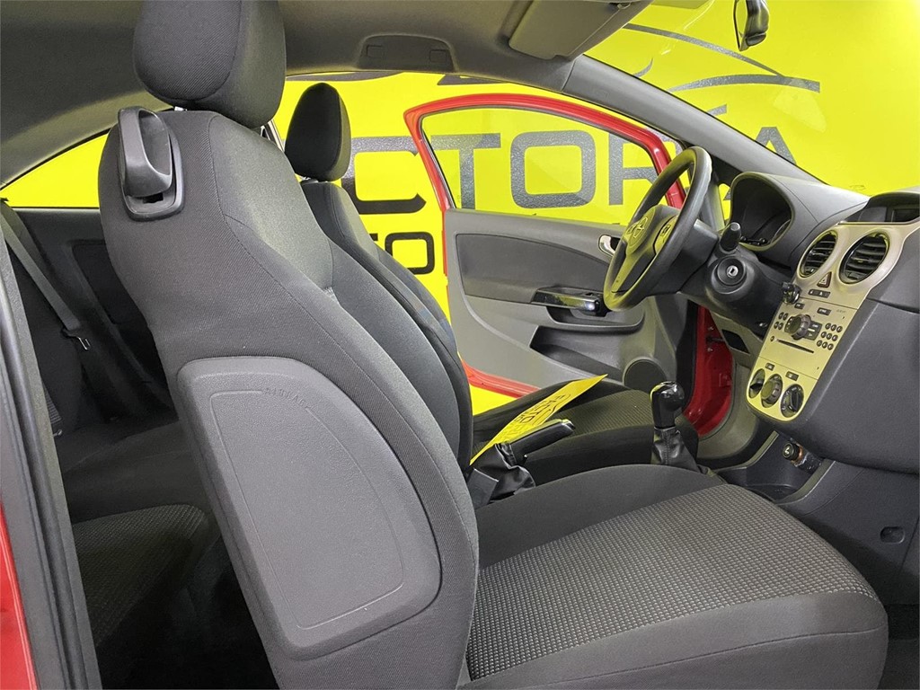 Foto 21 OPEL CORSA 