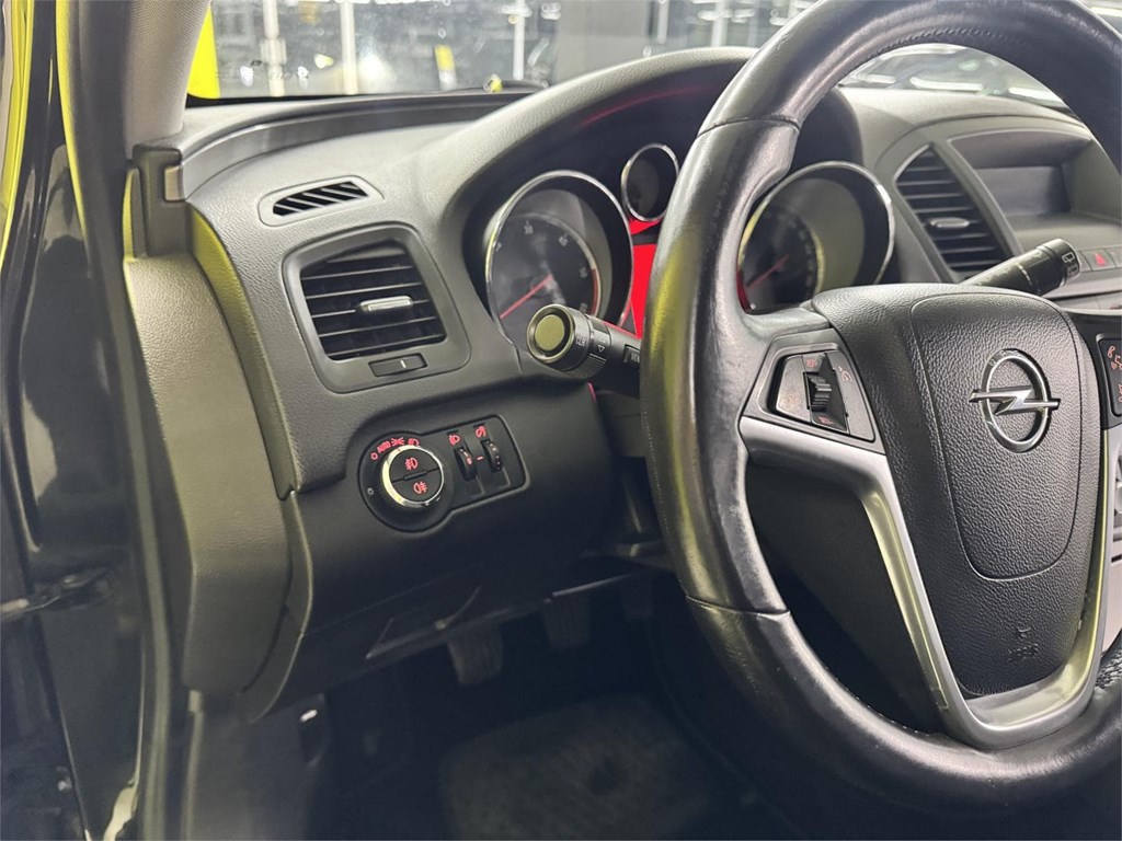 Foto 55 OPEL INSIGNIA 