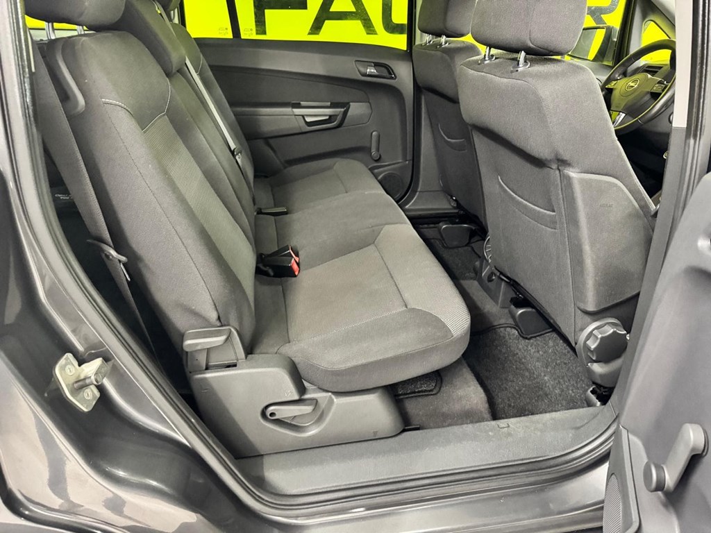 Foto 37 OPEL ZAFIRA 