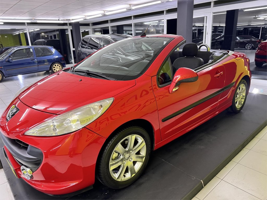 Foto 30 PEUGEOT 207 CC