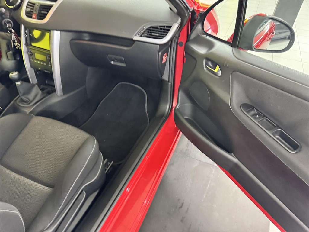 Foto 40 PEUGEOT 207 CC