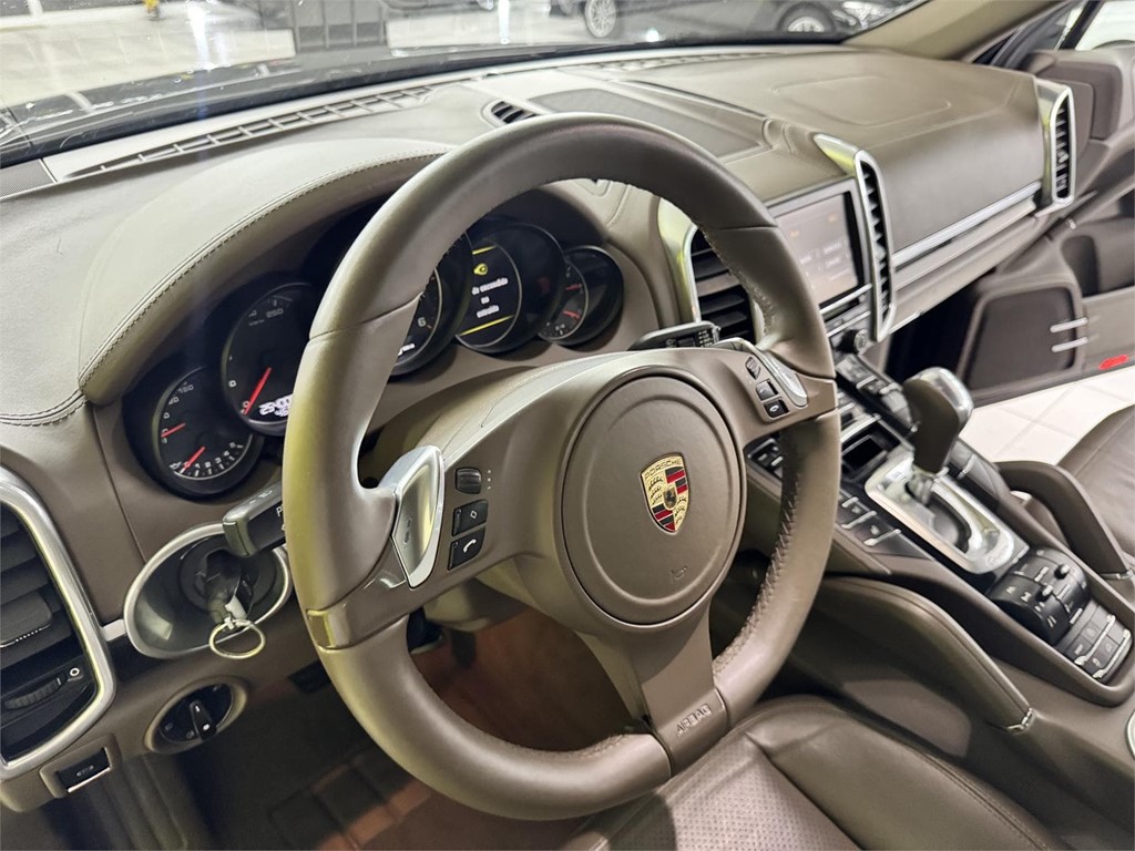 Foto 41 PORSCHE CAYENNE 