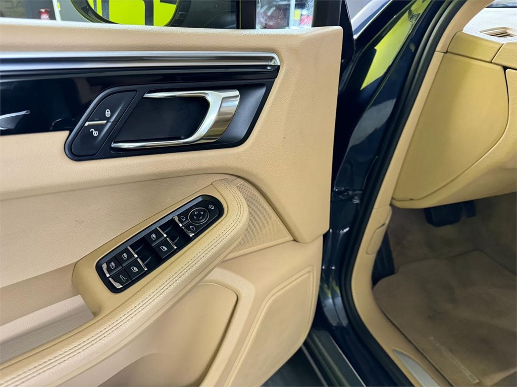 Foto 16 PORSCHE MACAN