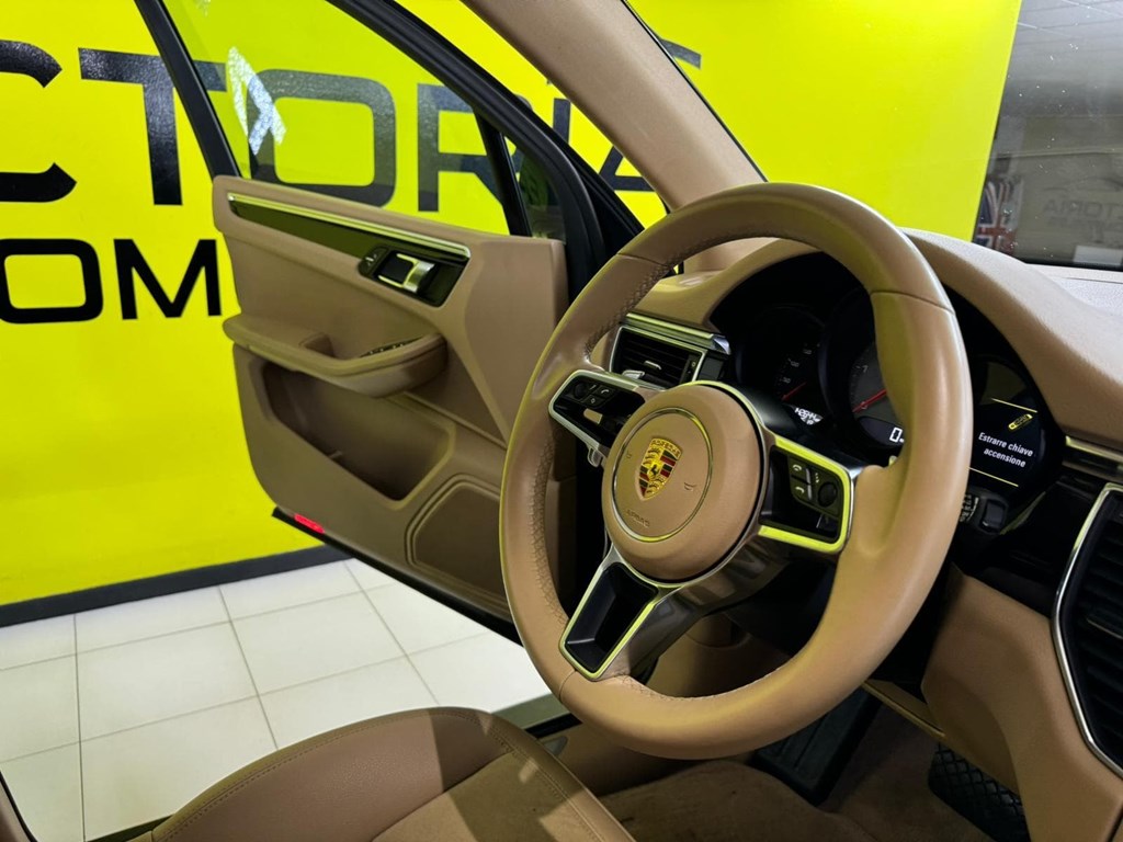 Foto 40 PORSCHE MACAN