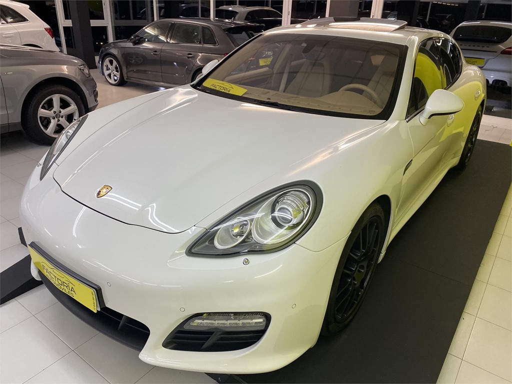 Foto 17 PORSCHE PANAMERA 
