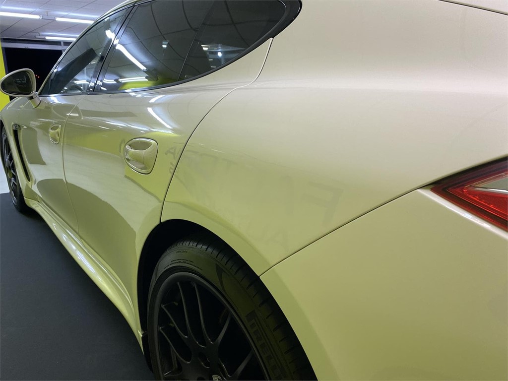 Foto 22 PORSCHE PANAMERA 