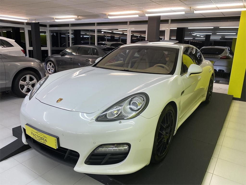 Foto 2 PORSCHE PANAMERA 