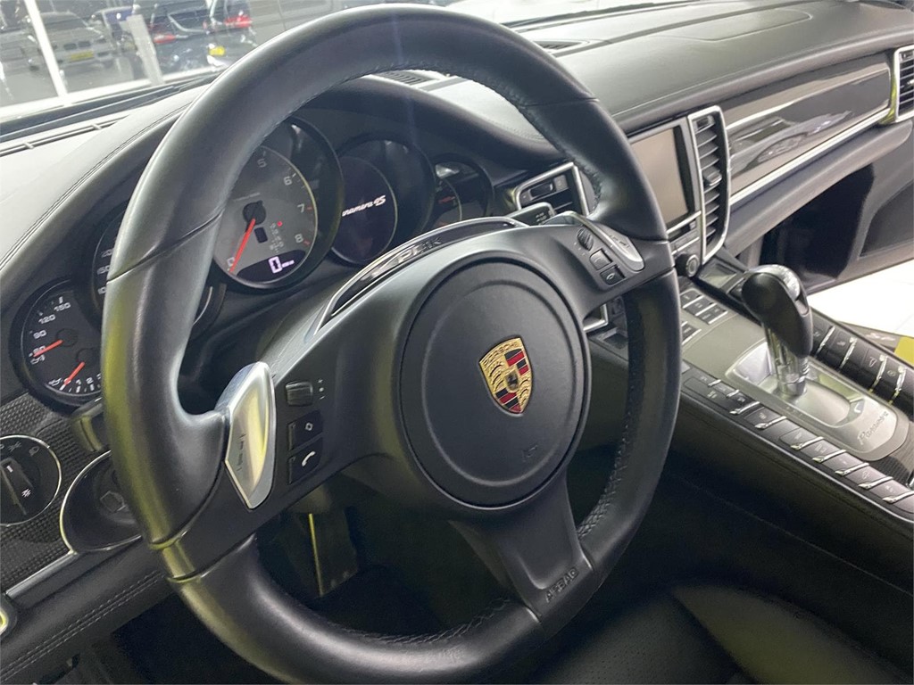 Foto 9 PORSCHE PANAMERA 