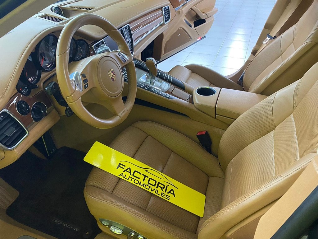 Foto 8 PORSCHE PANAMERA 