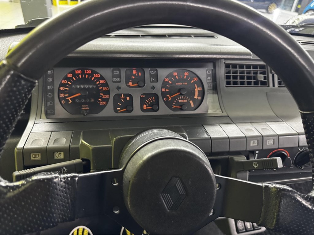 Foto 44 RENAULT 5 COPA TURBO