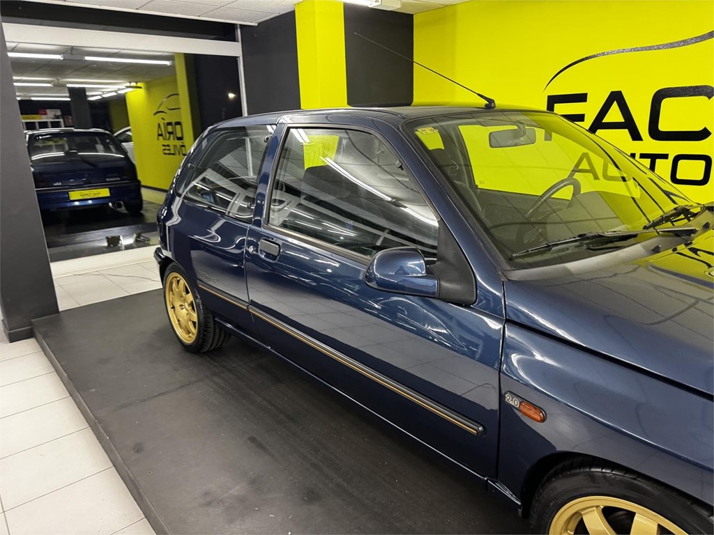 Foto 13 RENAULT CLIO WILLIAMS 