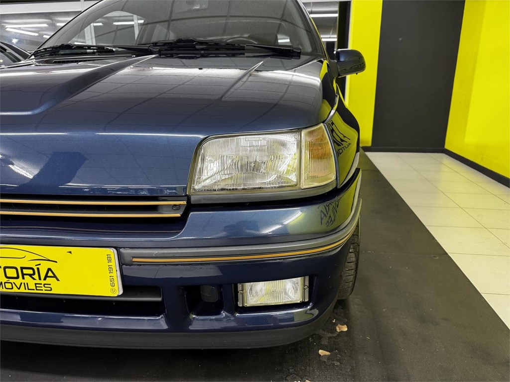Foto 8 RENAULT CLIO WILLIAMS 