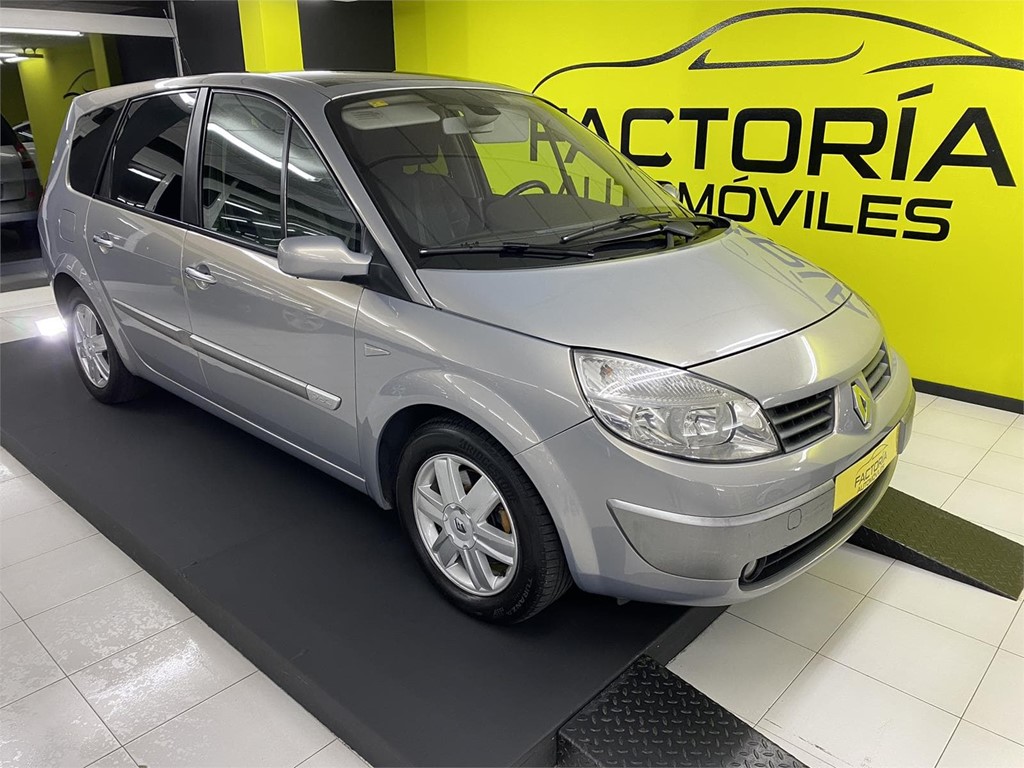 Foto 1 RENAULT GRAND SCENIC
