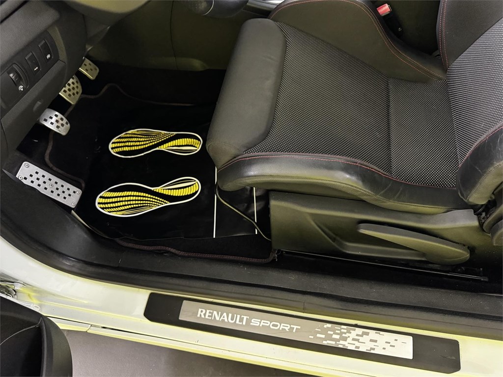 Foto 42 RENAULT MEGANE RS 