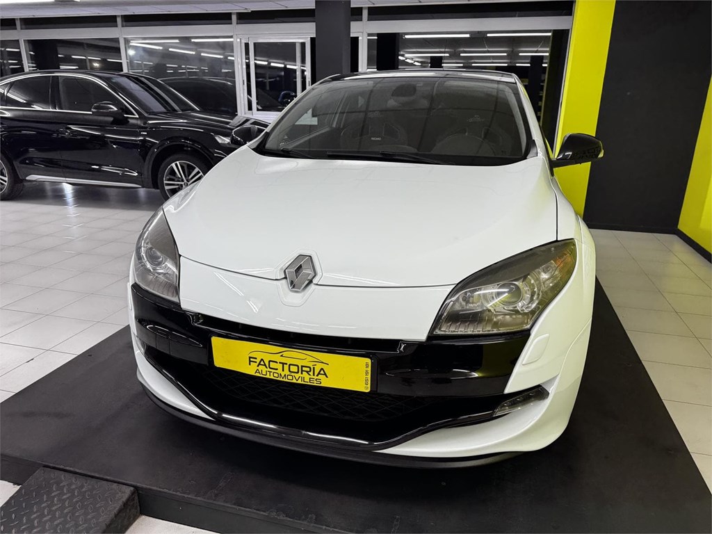 Foto 4 RENAULT MEGANE RS 