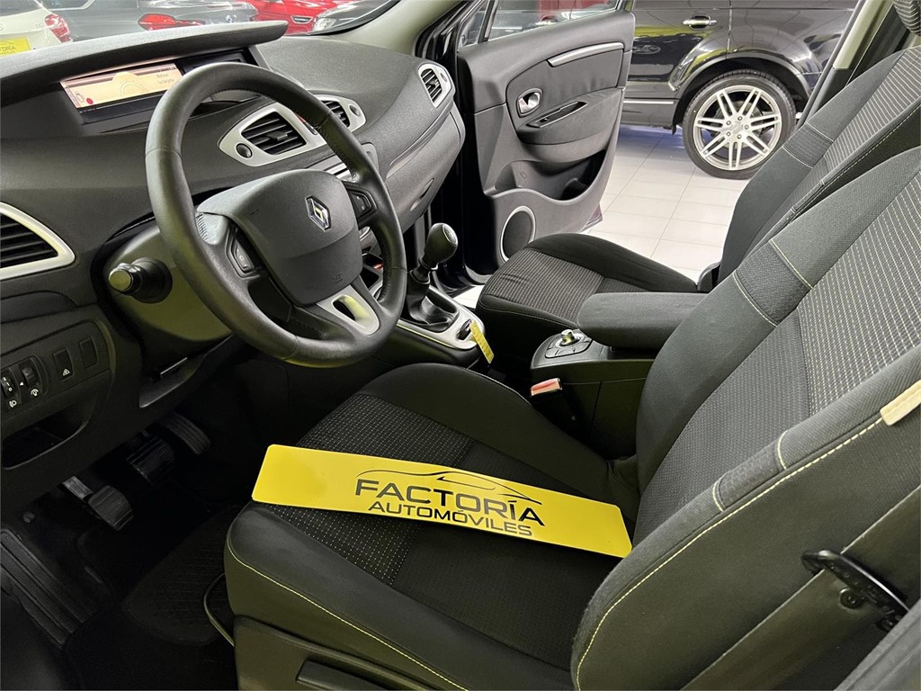 Foto 10 RENAULT SCENIC