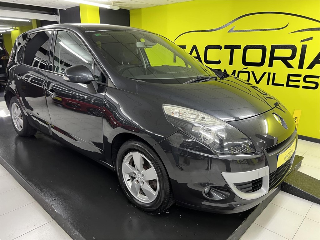 Foto 1 RENAULT SCENIC