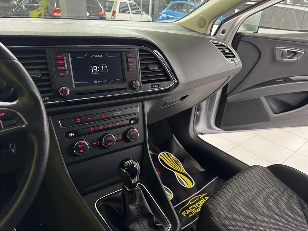 Foto 29 SEAT LEON 2.0 TDI 