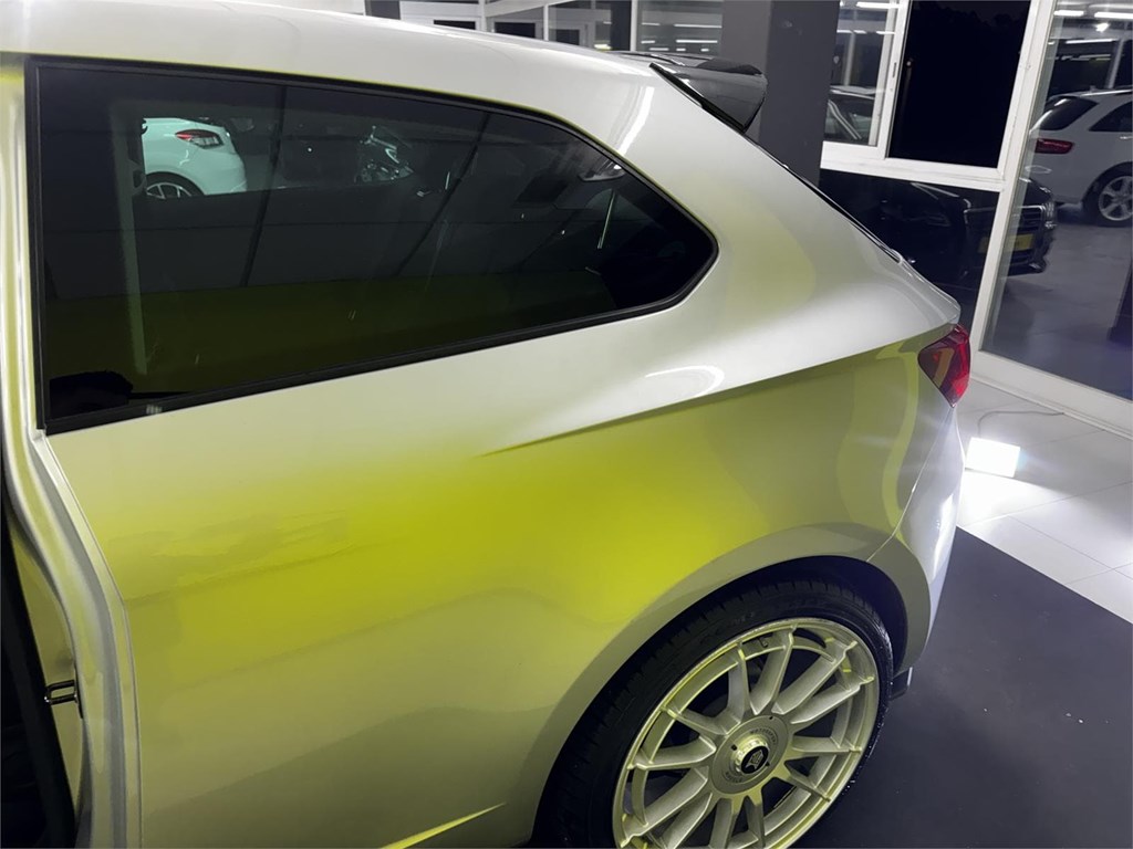 Foto 42 SEAT LEON 2.0 TDI 